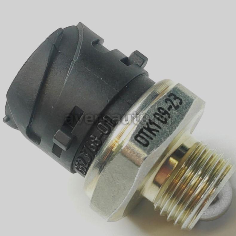 1352.3768-10 (ан.0501210058) ` Выключатель света заднего хода с байонетным разъёмом КПП ZF 16S 151 урал (ЭМИ) (вн.311)